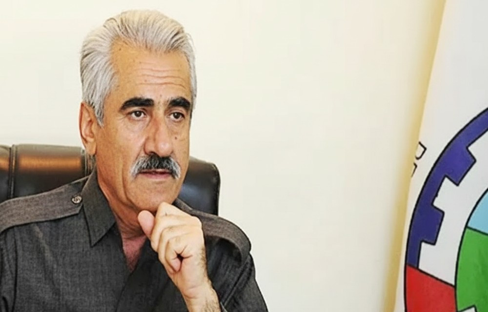  ڕاپۆرتێکی رووداو٢٤،  له‌سه‌ر ژیاننامه‌ی شۆڕشگێرێکی کۆڵه‌نه‌ده‌ری کورد، کاک مسته‌فا  هیجری سکرتێری گشتی حیزبی دیموکراتی کوردستانی ئێران.