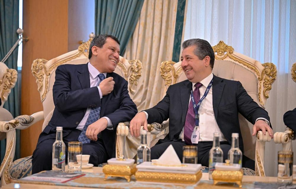 دهۆک لە دیداری مێپس 2025 مەسرور بارزانی پێشوازیی کرد لە مەزڵوم عەبدی فەرماندەی گشتیی هێزەکانی سووریای دیموکرات