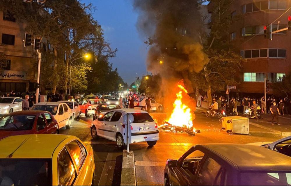 خۆپێشاندان و ناڕەزایەتییەکان تەواوی ئێرانی گرتەوە