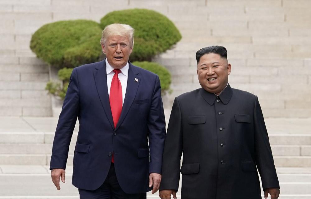 هیوادارم لەگەڵ کیم جۆنگ ئون سەرۆکی کۆریای باکوور کۆببمەوە