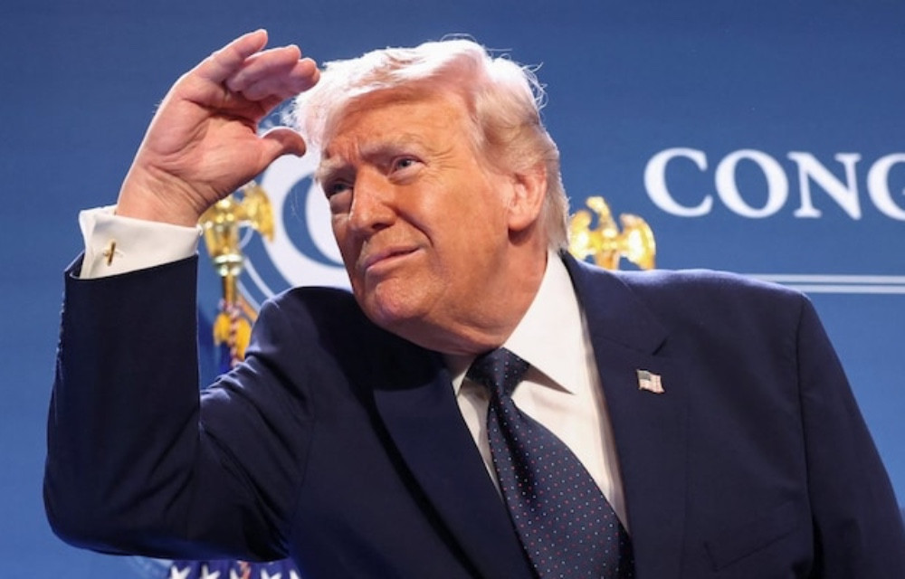 ترەمپ ئێران هێزێکی سەربازی لاواز و بێکاریگەرە بەڵام لە گەشەپێدان بەو دەزگا میدیایانەی کە هەواڵی ساختە بڵاودەکەنەوە سەرکەوتووە