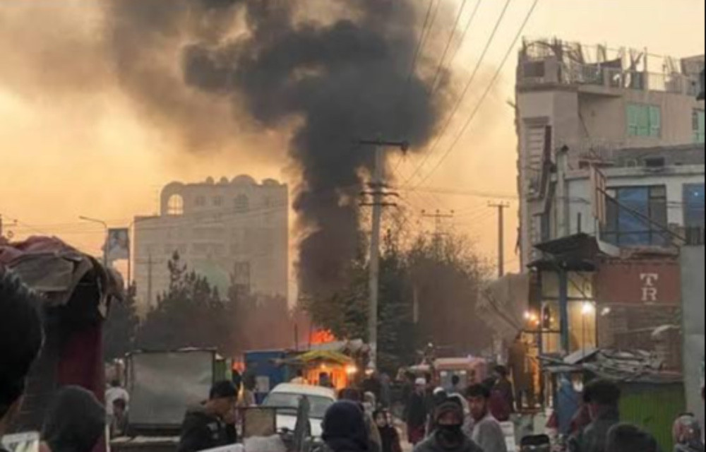 کاربەدەستانی تەندروستی ئەفغانستان ڕایانگەیاند بەهۆی بۆردومانێکی پاکستانەوە نەخۆشخانەیەکی شاری کابولی کردە ئامانج، لانیکەم ٢٥٠ کەس گیانیان لەدەستدا و زیاتر لە ٤٠٠ کەسی دیکەش برینداربوون