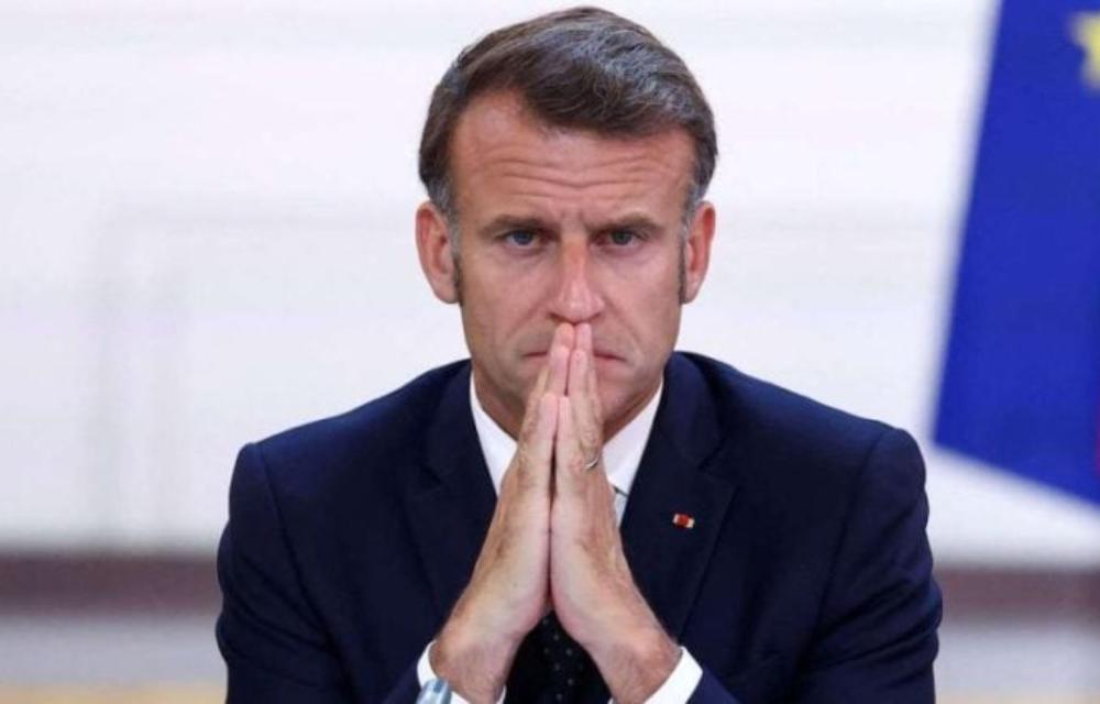 ئیمانوێل ماکرۆن، سەرۆکی فەرەنسا لە هێرشێکدا لە پارێزگای هەولێر، گیانلەدەستدانی ئەفسەرێکی باڵای سوپای فەرەنسا و برینداربوونی چەند سەربازێکی دیکەی ڕاگەیاند.